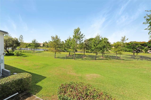 750 NE 195th Street, Miami, FL 33179