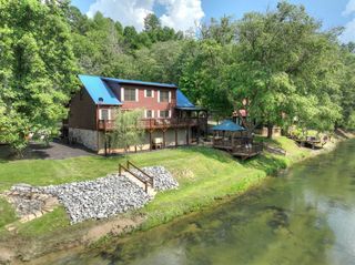 946 Fish Trap Trail, Mineral Bluff, GA 30559