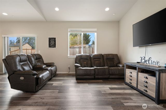 65 Basil Avenue, Shelton, WA 98584