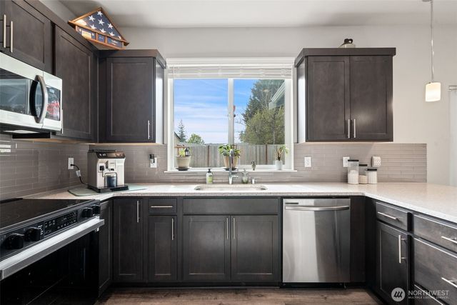65 Basil Avenue, Shelton, WA 98584