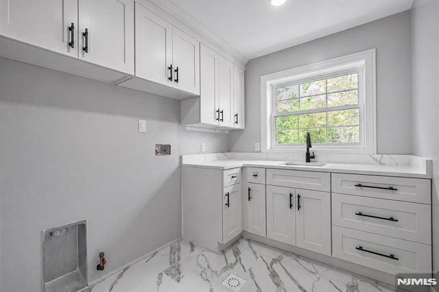 42 2nd Street, Dumont, NJ 07628