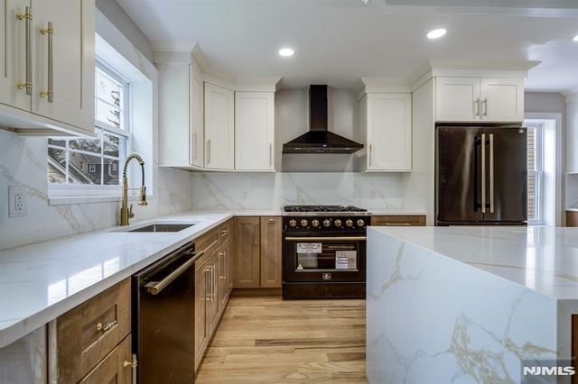 42 2nd Street, Dumont, NJ 07628