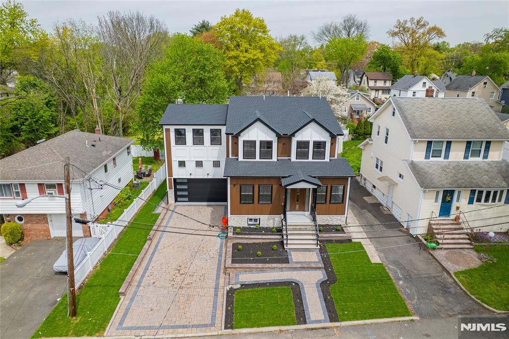 42 2nd Street, Dumont, NJ 07628