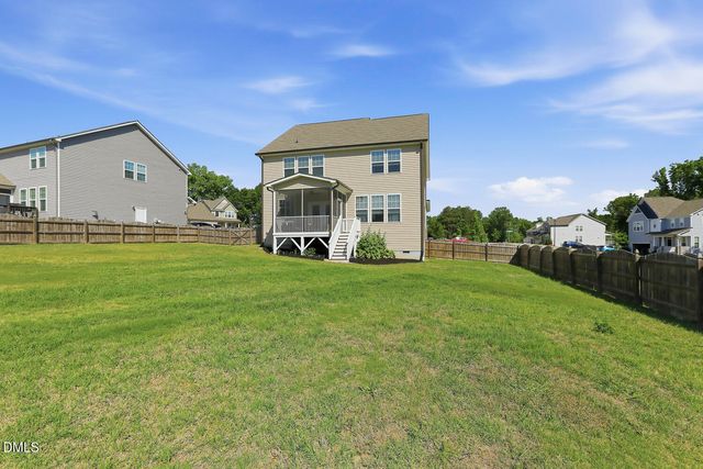 15 Windbrook Court, Fuquay Varina, NC 27526