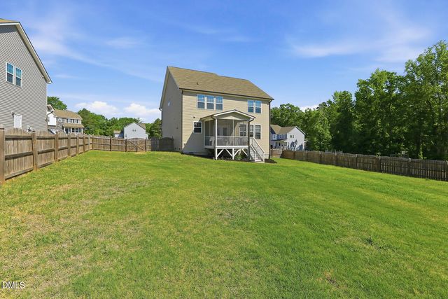15 Windbrook Court, Fuquay Varina, NC 27526