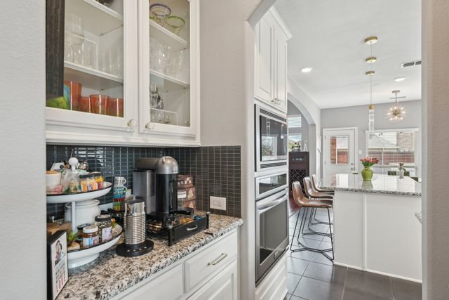 1200 Summer Lane, Mckinney, TX 75071