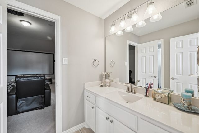 1200 Summer Lane, Mckinney, TX 75071