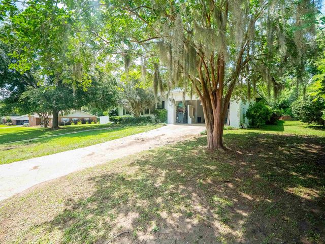 495 NE Fraleigh Drive, Madison, FL 32340