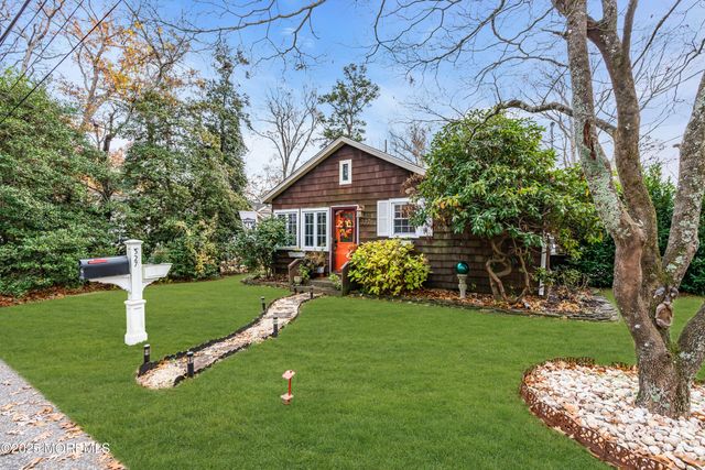 327 Iroquois Drive, Brick, NJ 08724