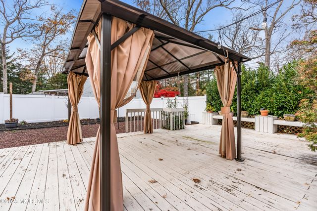 327 Iroquois Drive, Brick, NJ 08724