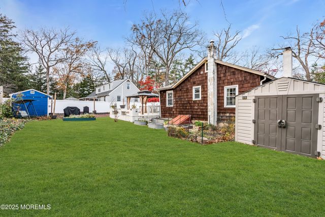 327 Iroquois Drive, Brick, NJ 08724