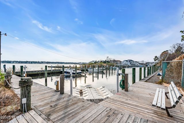 327 Iroquois Drive, Brick, NJ 08724