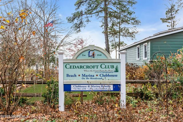 327 Iroquois Drive, Brick, NJ 08724