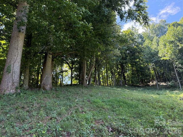 4281 Prices Creek Road, Burnsville, NC 28714