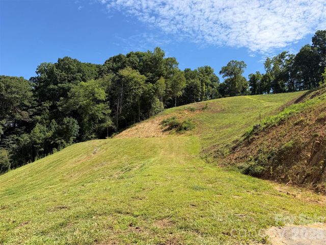 4281 Prices Creek Road, Burnsville, NC 28714