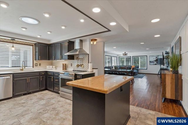 3355 Norris Ln S, Salem, OR 97302