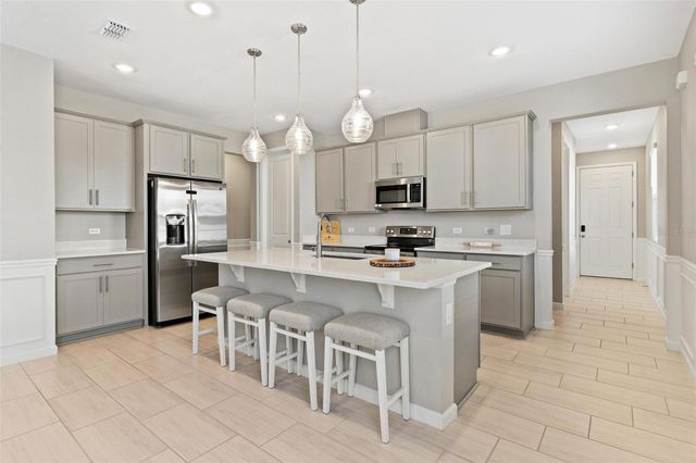 31788 BROADWATER AVENUE, Leesburg, FL 34748