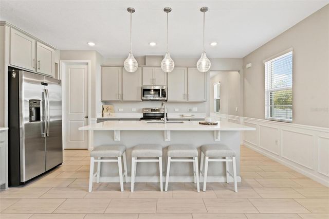 31788 BROADWATER AVENUE, Leesburg, FL 34748