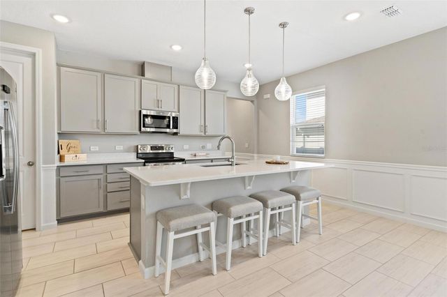 31788 BROADWATER AVENUE, Leesburg, FL 34748