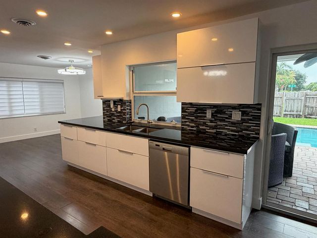 1961 NW 43rd Court, Oakland Park, FL 33309