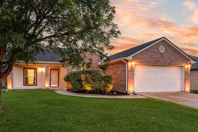 401 Autumn Trail, Royse City, TX 75189