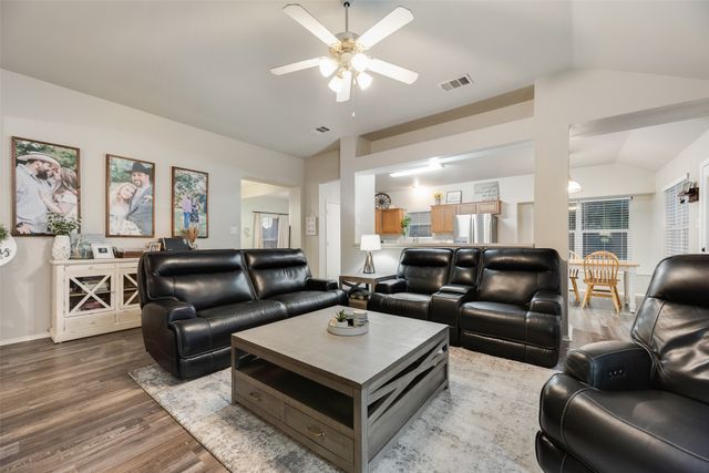 401 Autumn Trail, Royse City, TX 75189