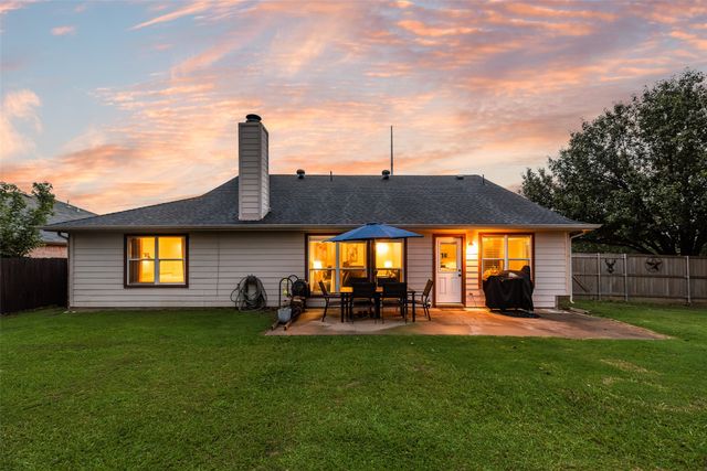 401 Autumn Trail, Royse City, TX 75189