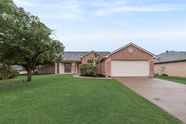 401 Autumn Trail, Royse City, TX 75189