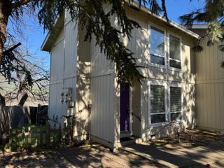 323 Glenn Street, Ashland, OR 97520