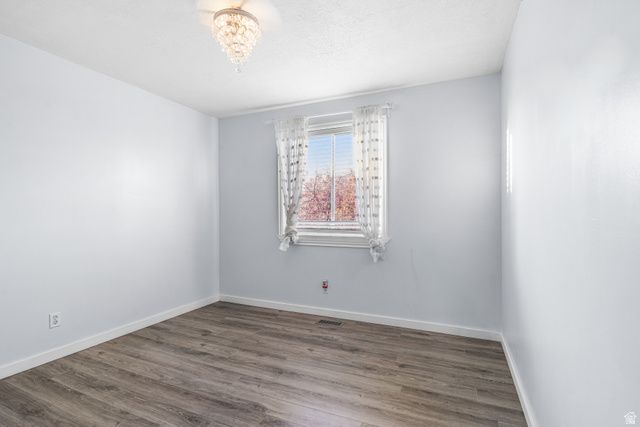 6853 S MULLIEN DR, West Jordan, UT 84081