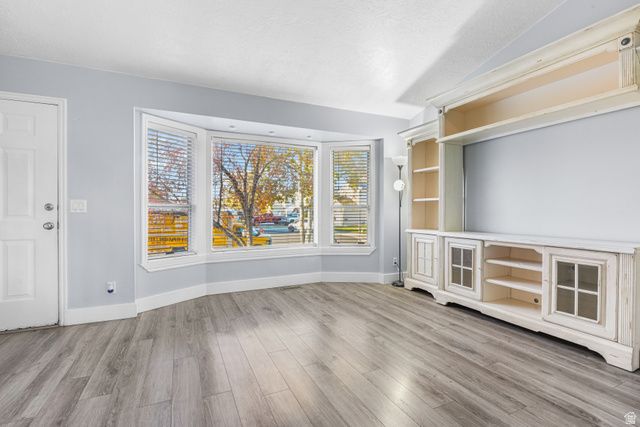 6853 S MULLIEN DR, West Jordan, UT 84081