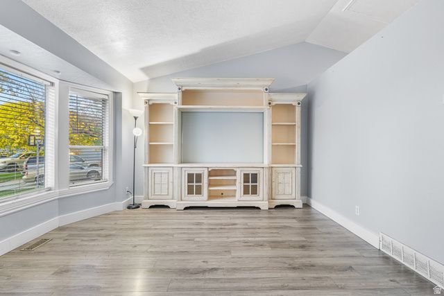 6853 S MULLIEN DR, West Jordan, UT 84081