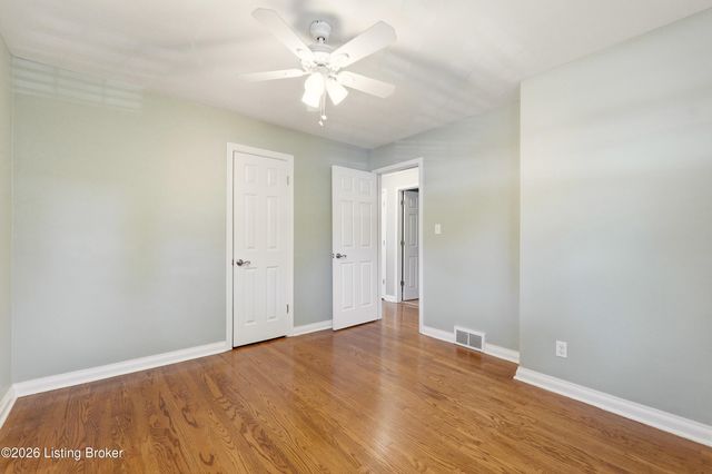 4210 Dolphin Rd, Louisville, KY 40220