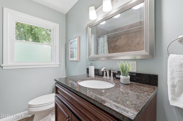 4210 Dolphin Rd, Louisville, KY 40220