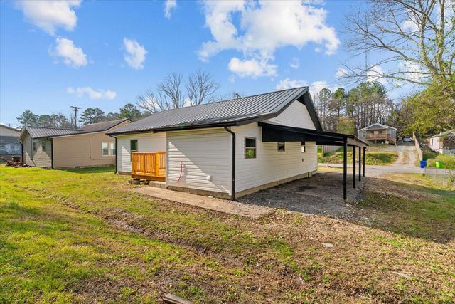 2215 Buchanan Road SE, Cleveland, TN 37323