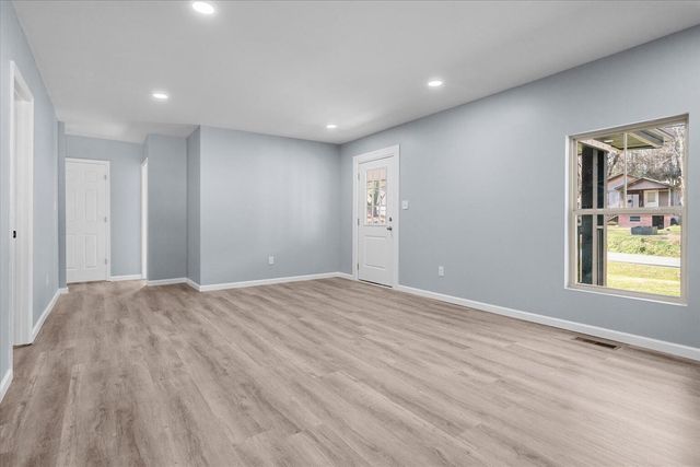 2215 Buchanan Road SE, Cleveland, TN 37323