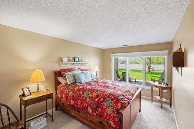 4555 Niagara Lane N, Plymouth, MN 55446