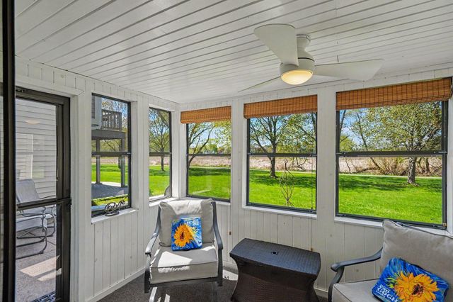 4555 Niagara Lane N, Plymouth, MN 55446