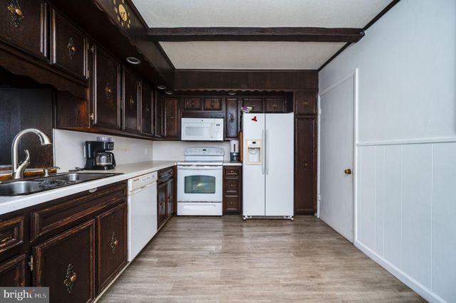 1448 LUZERNE ST, Reading, PA 19601