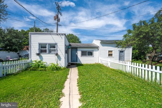 1448 LUZERNE ST, Reading, PA 19601