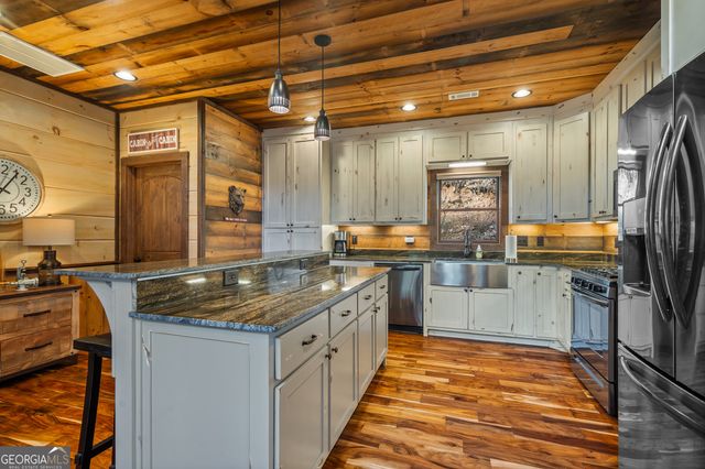 455 Shepherds Walk, Morganton, GA 30560