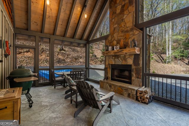 455 Shepherds Walk, Morganton, GA 30560