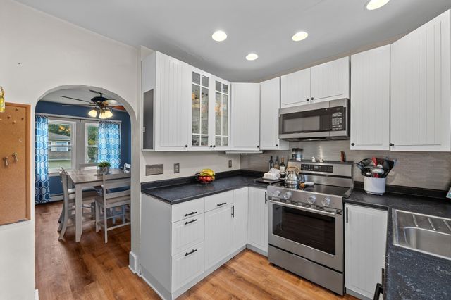 16 Field St, Auburn, MA 01501