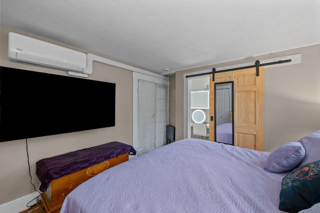 16 Field St, Auburn, MA 01501