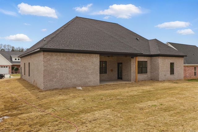 4822 Coronell, Bryant, AR 72002