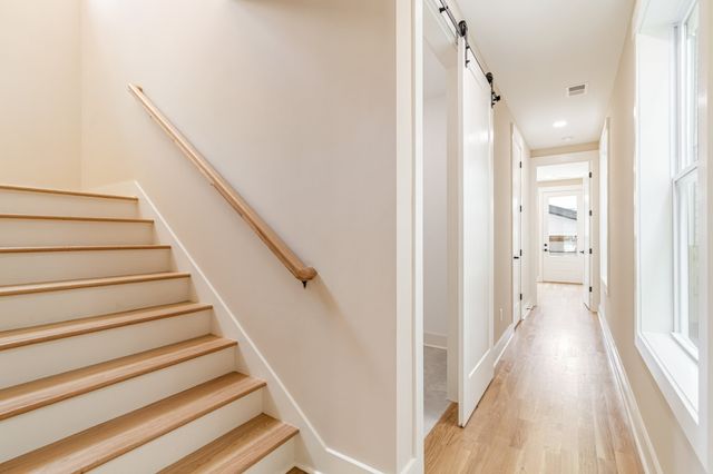1726B Simpkins St, Nashville, TN 37208