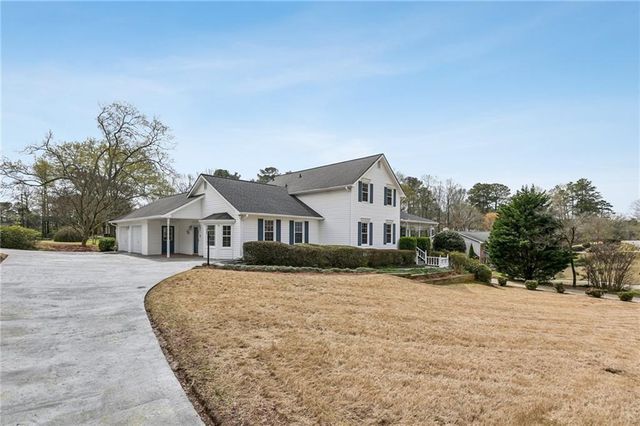 2692 Wellington Drive, Marietta, GA 30062