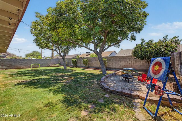 3027 W DALEY Lane, Phoenix, AZ 85027