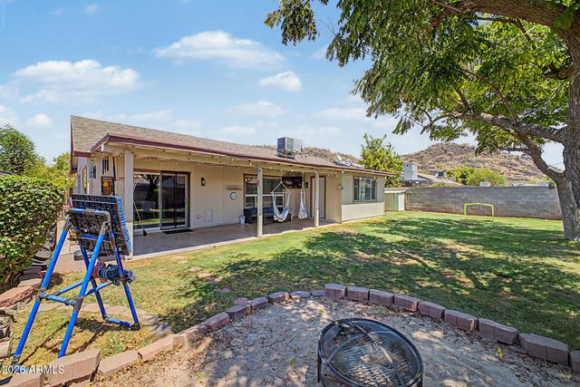 3027 W DALEY Lane, Phoenix, AZ 85027