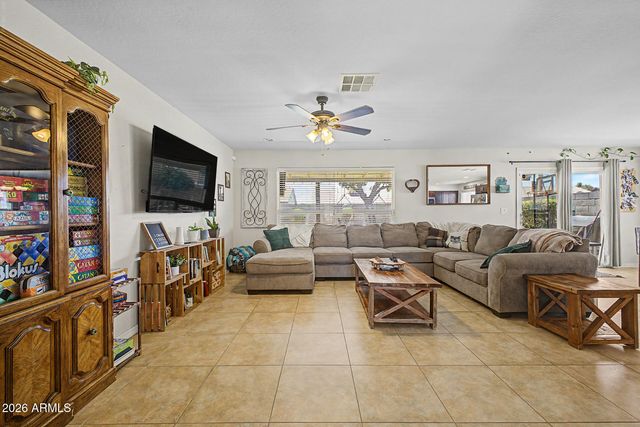 3027 W DALEY Lane, Phoenix, AZ 85027